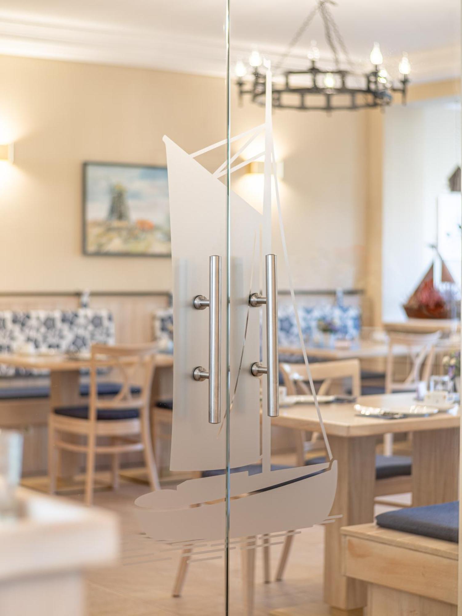 Hotel Stone Zingst Ngoại thất bức ảnh